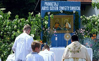 Z Bożego Ciała: III ołtarz