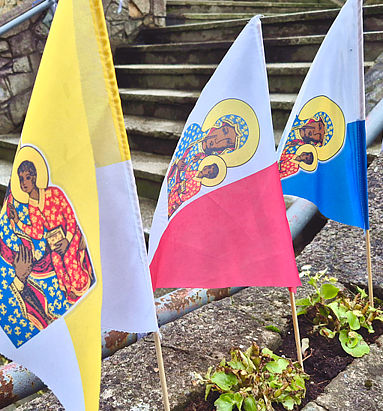 Dekoracje na przyjazd Matki Bożej