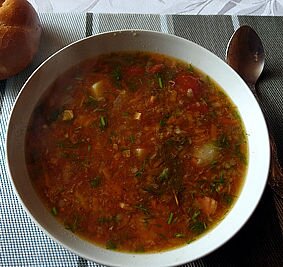 Wiosenna zupa z młodej kapusty Kuchnia nasza powszednia: wiosenna zupa z młodej kapusty