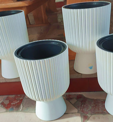 Nowe wazony do kościoła Nowe wazony do kościoła
